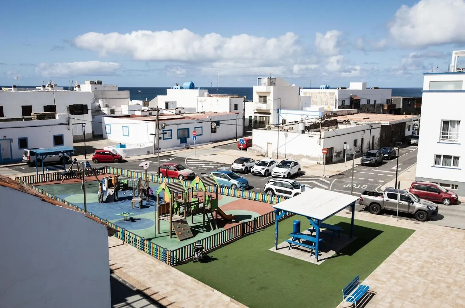 Amura House Cotillo 0*,